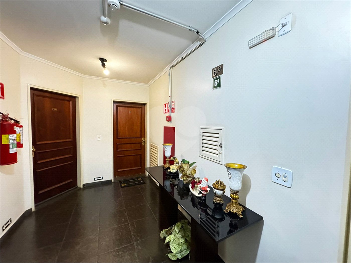 Apartamento à venda com 3 quartos, sendo 1 suíte, em Jardim Sumaré, Ribeirão Preto, SP