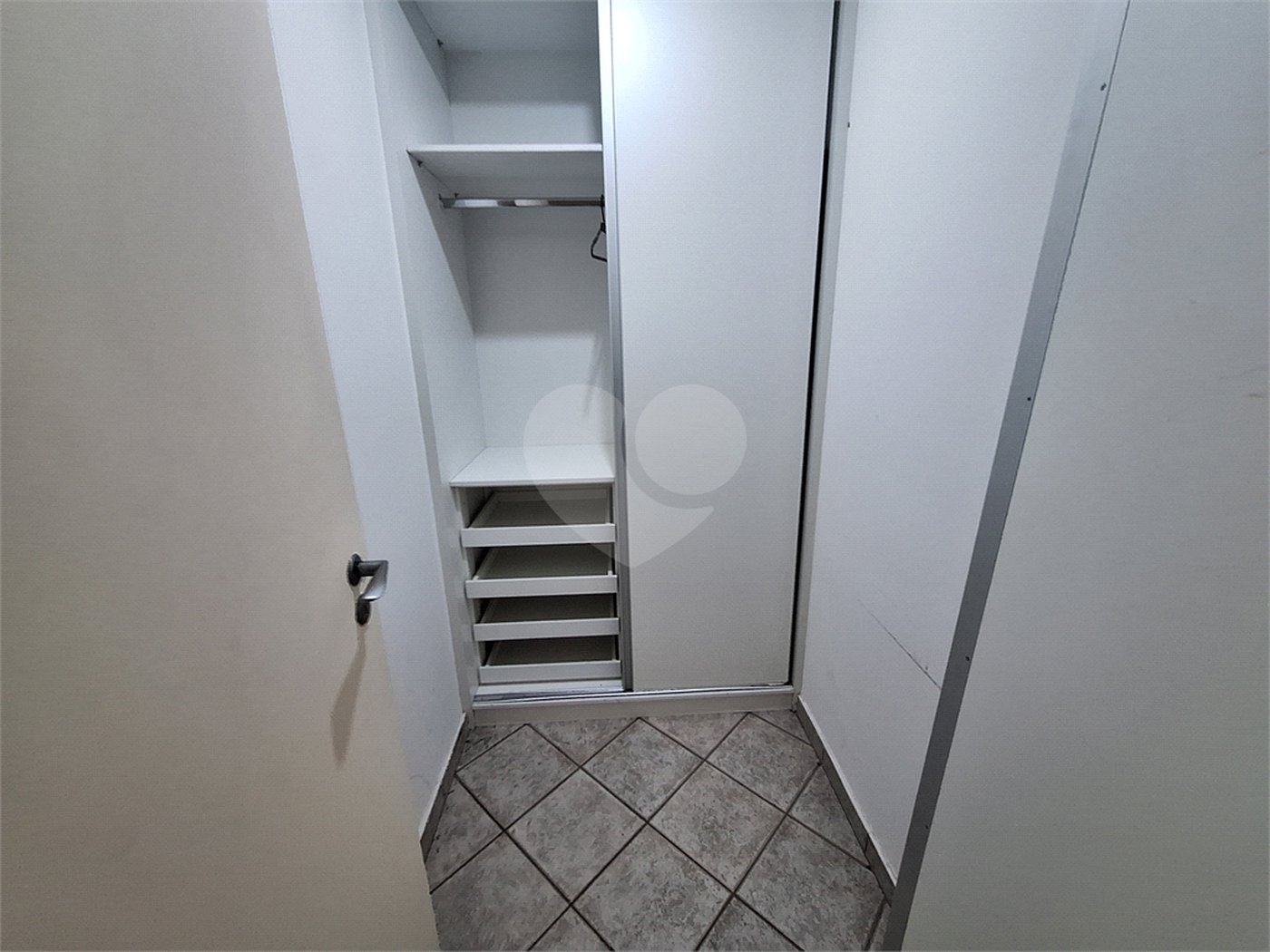 Casa à venda com 4 suítes no condomínio Villagio DI Sopra, São Paulo - SP