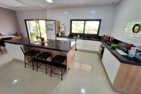 Casa à venda com 3 suítes no condomínio Village Ipanema, Araçoiaba da Serra - SP