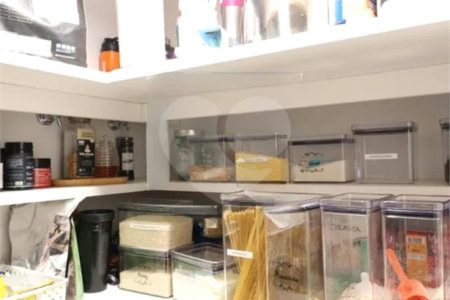 Apartamento à venda com 4 quartos, sendo 2 suítes,  em Vila Anastácio, São Paulo, SP