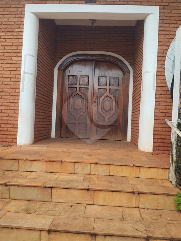 Casa à venda com 5 quartos, sendo 3 suítes, em Vila Sedenho, Araraquara, SP