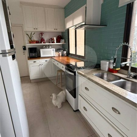 Apartamento à venda com 3 quartos, sendo 1 suíte, em Vila Suzana, São Paulo, SP