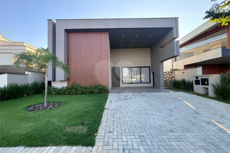 Casa à venda com 4 suítes no condomínio Alphaville Nova Esplanada 4, Votorantim - SP
