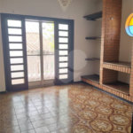Casa à venda com 4 quartos, sendo 1 suíte,  no Centro, Vinhedo, SP