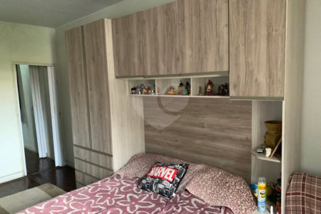 Sobrado à venda com 2 quartos em Vila Mazzei, São Paulo, SP