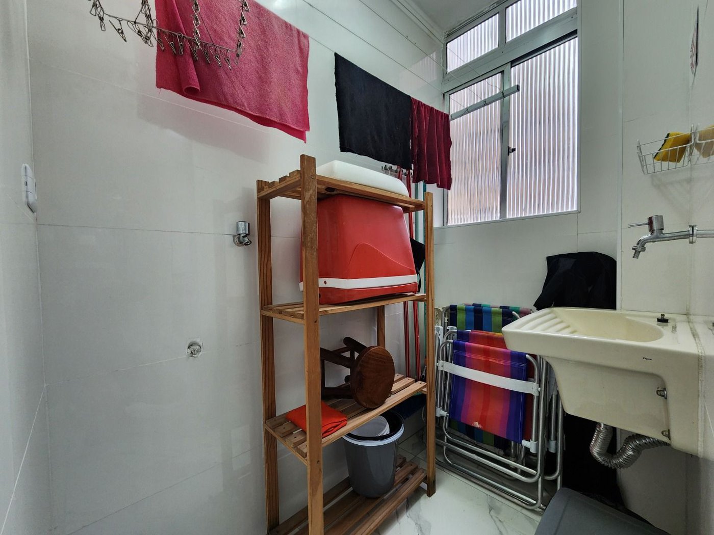 Apartamento mobiliado próximo da praia com 1 dormitório à venda, 32 m² por R$ 390.000 - Embaré - Santos/SP