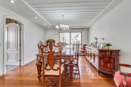 Apartamento à venda com 4 quartos, sendo 2 suítes, em Brooklin, São Paulo, SP