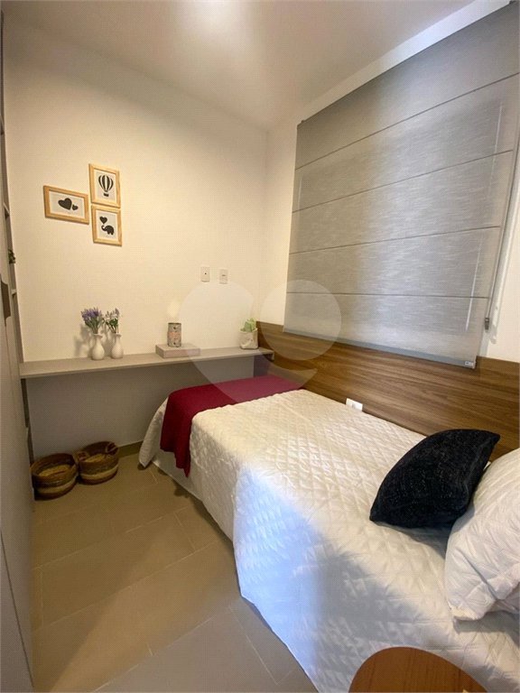 Casa à venda com 2 quartos no condomínio Vila Davos 2, São Paulo - SP
