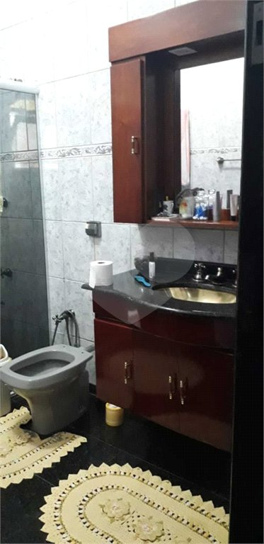 Casa à venda com 4 quartos, sendo 2 suítes, no condomínio Gleba II, Mairiporã - SP