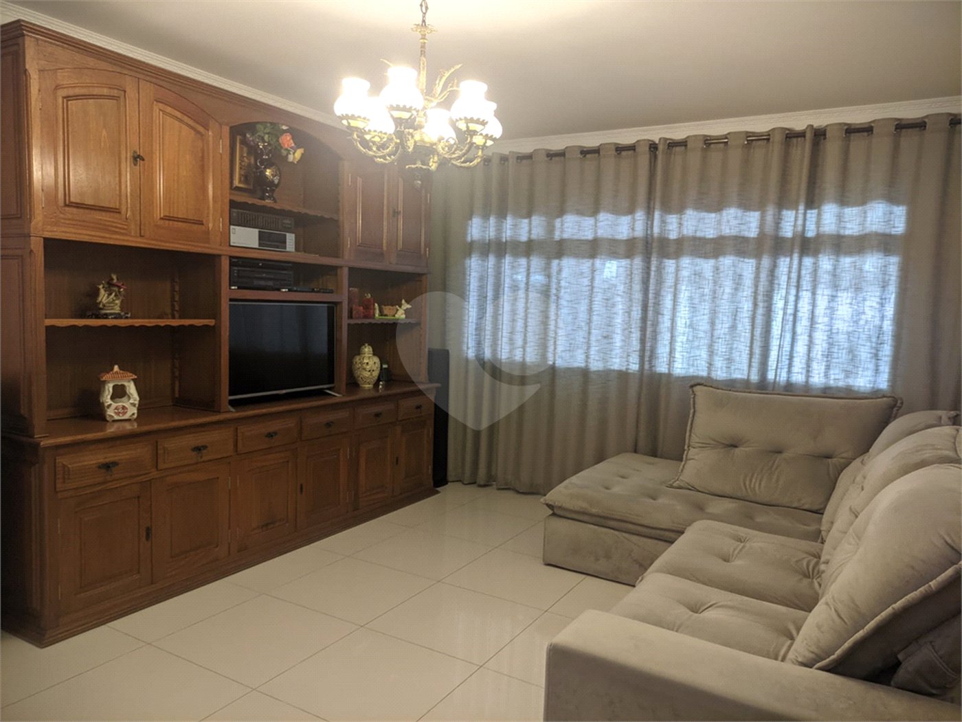 Sobrado à venda com 3 quartos, sendo 1 suíte,  em Vila Guilherme, São Paulo, SP