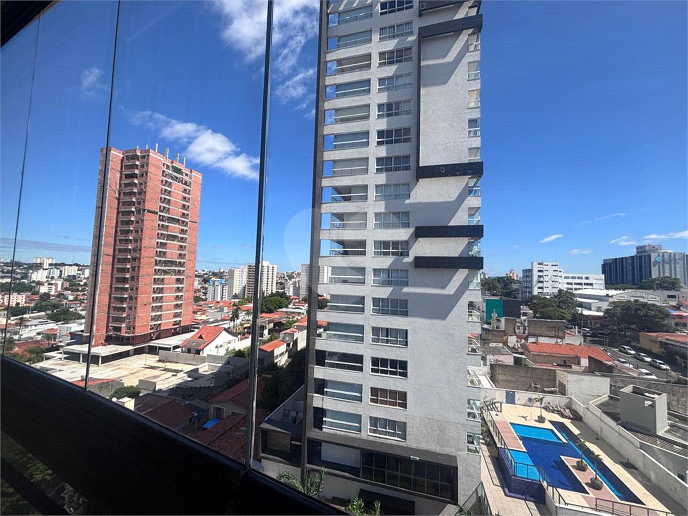 Apartamento à venda com 3 quartos, sendo 1 suíte,  em Vila Independência, Sorocaba, SP