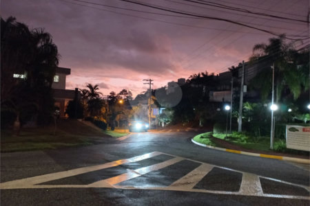 Casa à venda com 4 suítes no condomínio Aruã Eco Park, Mogi das Cruzes - SP