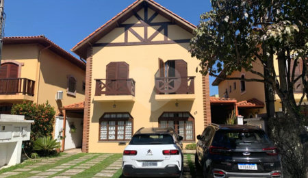 Casa à venda com 3 quartos, sendo 1 suíte,  no condomínio Greenland, São Paulo - SP