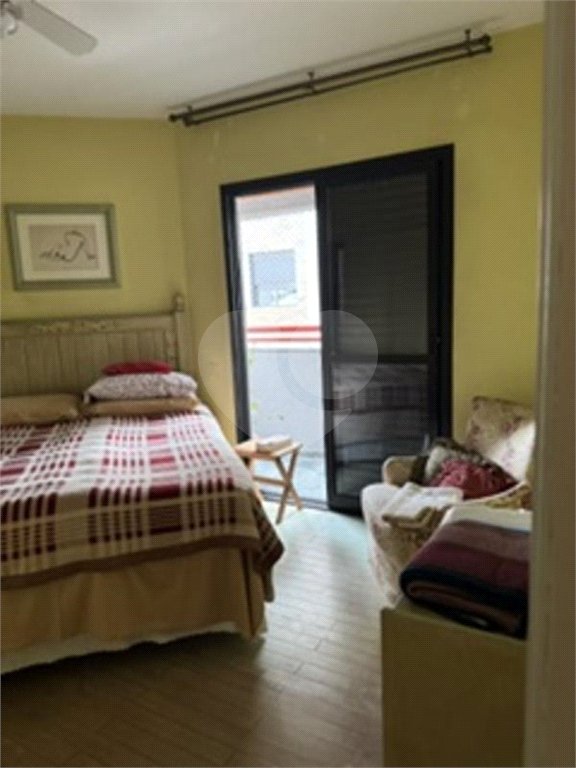 Apartamento à venda com 3 quartos, sendo 1 suíte,  em Jardim das Acácias, São Paulo, SP