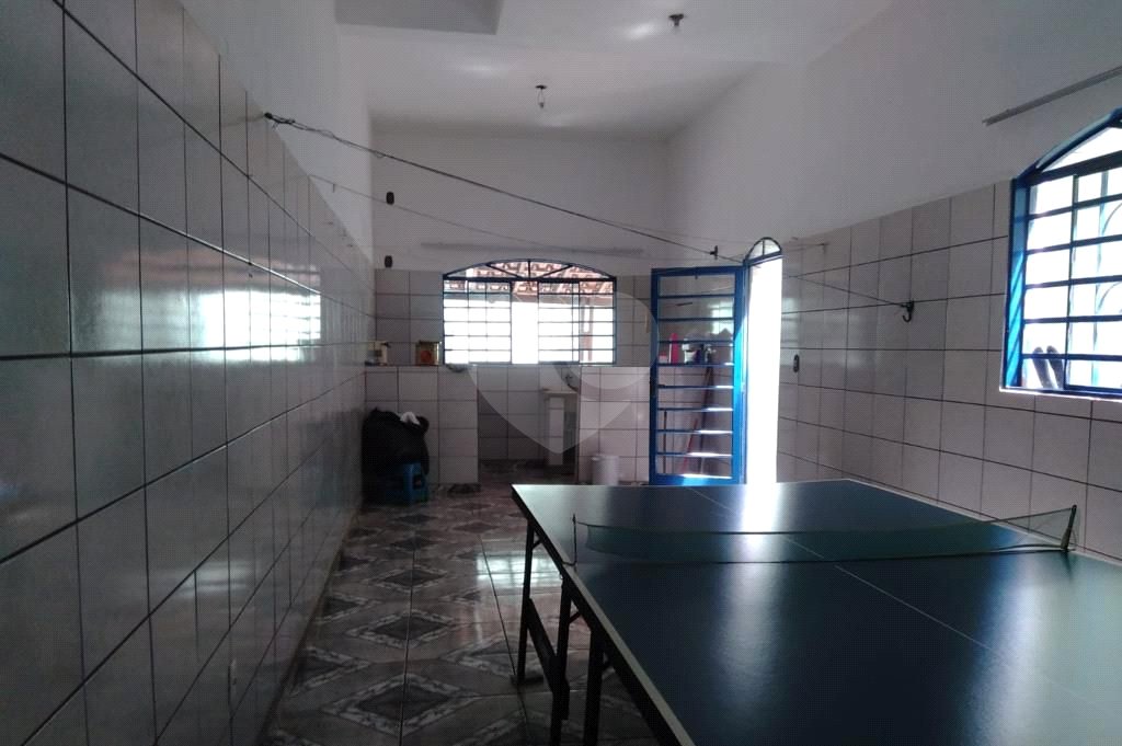 Casa à venda com 4 quartos, sendo 2 suítes, em Jardim Vila Galvão, Guarulhos, SP