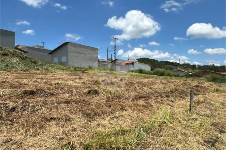 Terreno à Venda no Residencial Bosque dos Tamanduás – Descalvado/SP