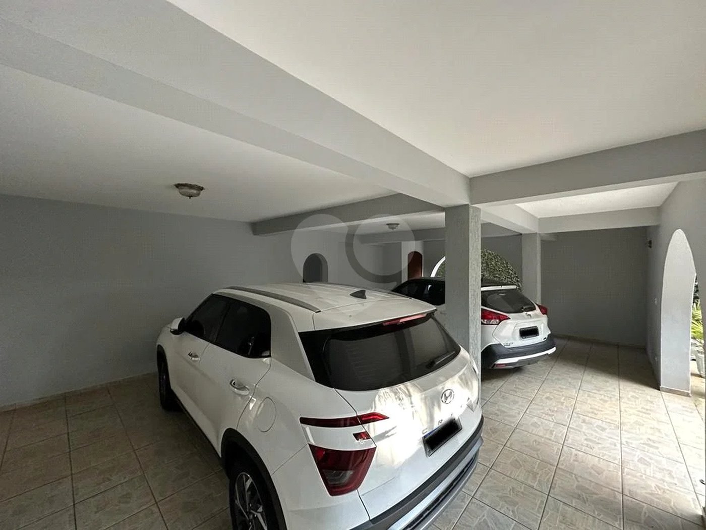 Casa assobradada à venda no bairro Nova Piracicaba, em Piracicaba/SP.
