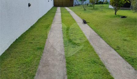 Chácara à venda com 3 suítes no Centro, Biritiba-mirim, SP