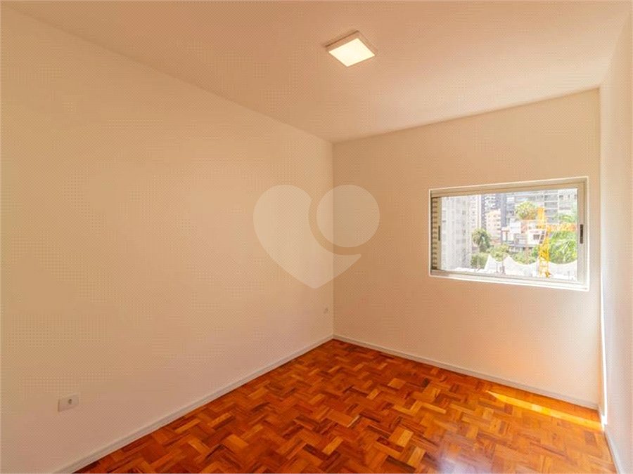 Apartamento à venda com 2 quartos, sendo 1 suíte, em Pinheiros, São Paulo, SP