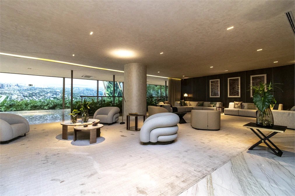 Apartamento à venda com 4 suítes em Jardim Guedala, São Paulo, SP