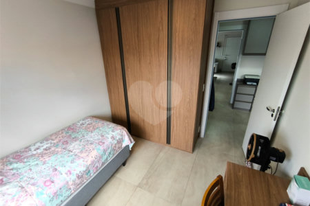Apartamento à venda com 3 quartos, sendo 1 suíte, em Jardim Vazani, São Paulo, SP