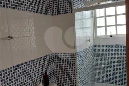 Sobrado à venda com 3 quartos, sendo 1 suíte, em Jardim Fonte Áurea, Poá, SP