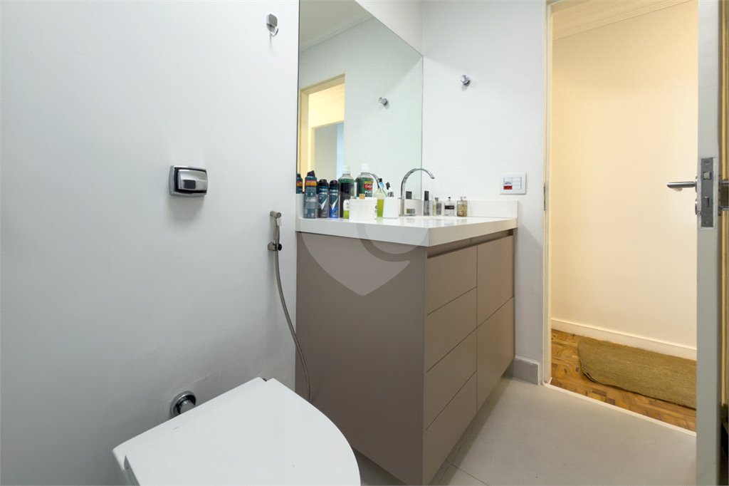 Apartamento com 205 metros no Campo Belo