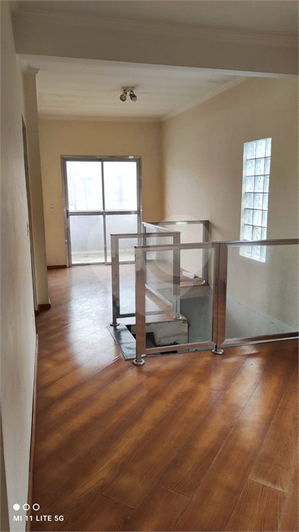 Sobrado à venda com 5 quartos, sendo 3 suítes, em Vila Campestre, São Paulo, SP