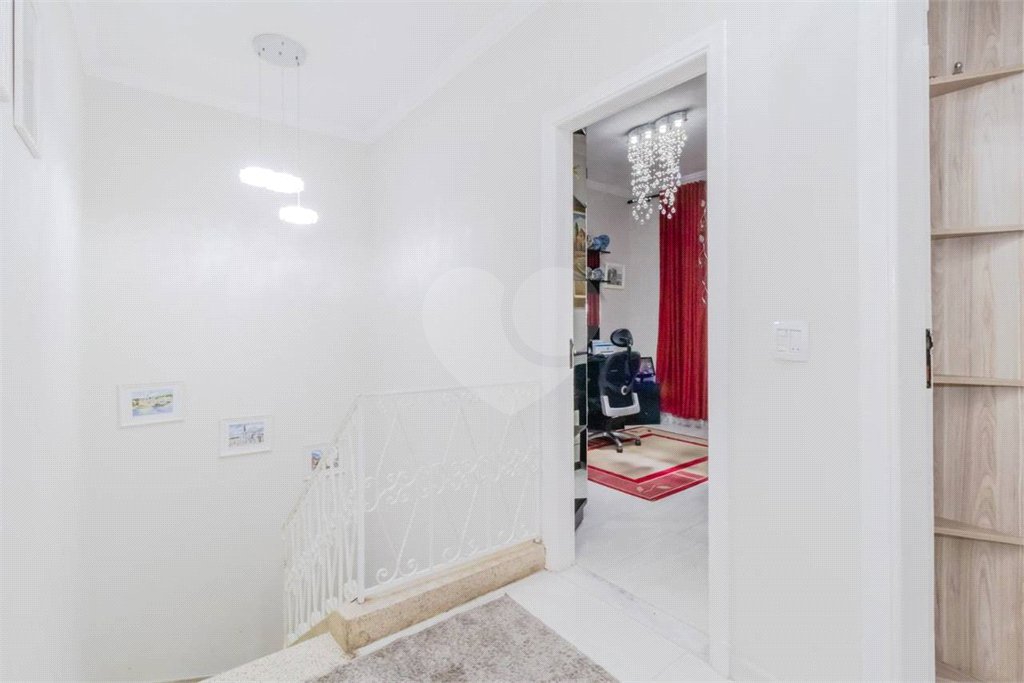 Casa à venda com 4 quartos, sendo 2 suítes, em Vila Monumento, São Paulo, SP
