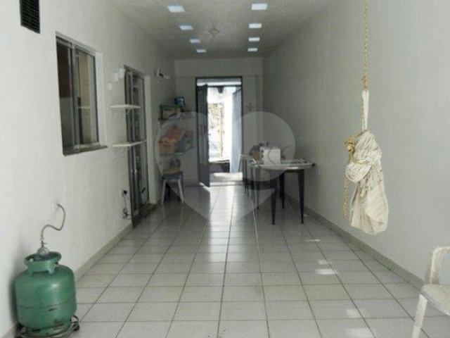 Casa à venda com 3 quartos, sendo 1 suíte,  em Santana, São Paulo, SP