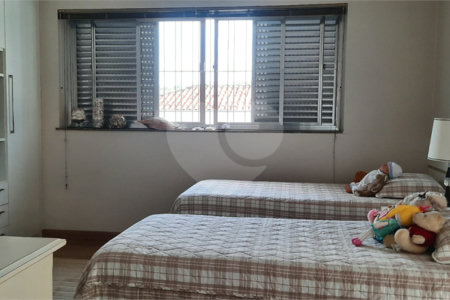 Casa à venda ou para alugar com 3 suítes em Alto da Lapa, São Paulo, SP