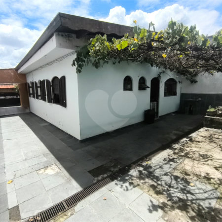 Casa à venda com 5 quartos, sendo 2 suítes, em Jardim Umarizal, São Paulo, SP