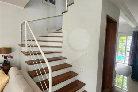 Casa à venda com 4 quartos, sendo 2 suítes,  em Vila Romana, São Paulo, SP
