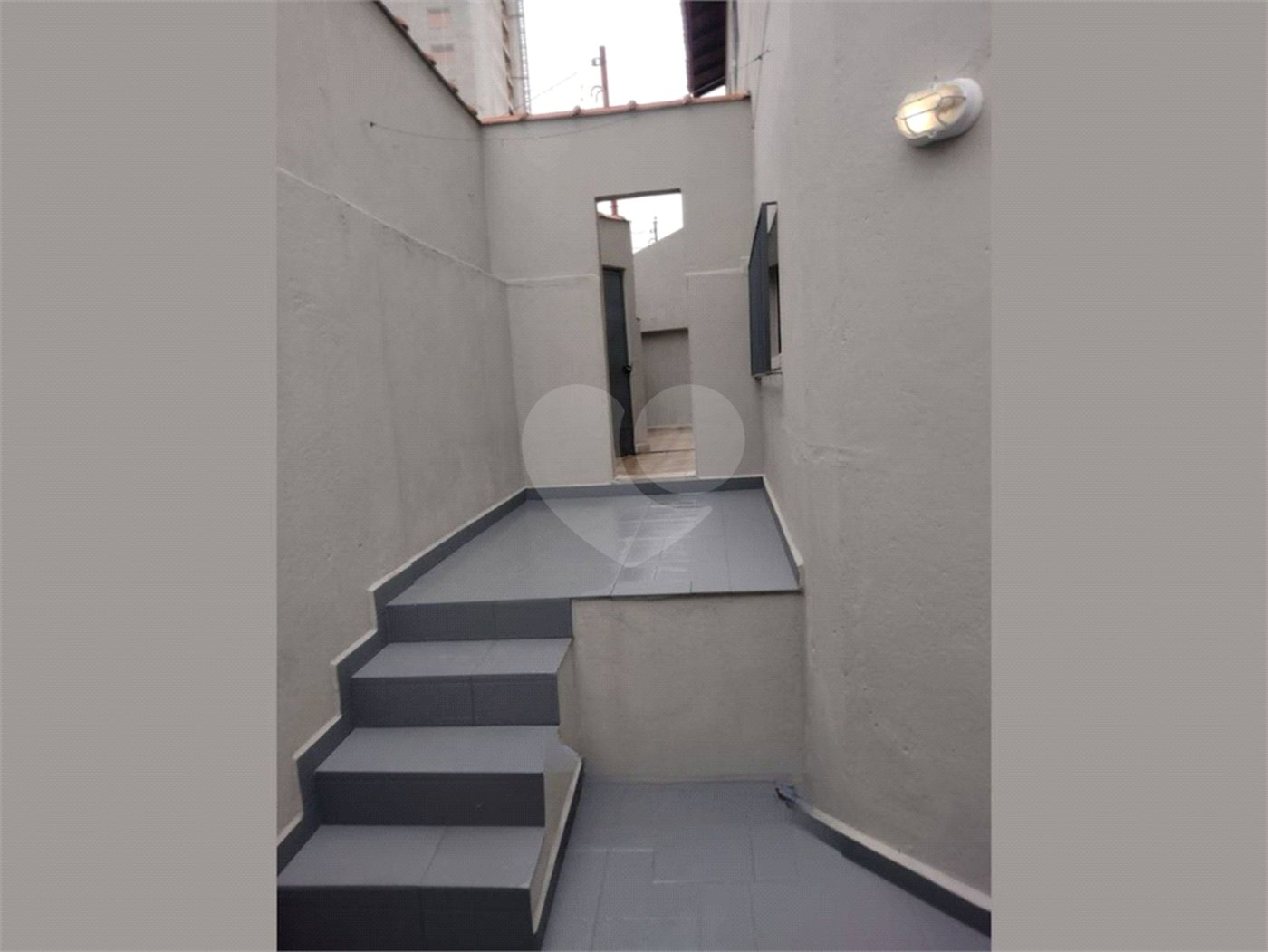 Sobrado à venda com 3 quartos, sendo 1 suíte,  no Centro, Mogi das Cruzes, SP