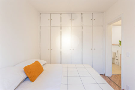 Apartamento à venda com 3 quartos, sendo 1 suíte, em Vila Olímpia, São Paulo, SP