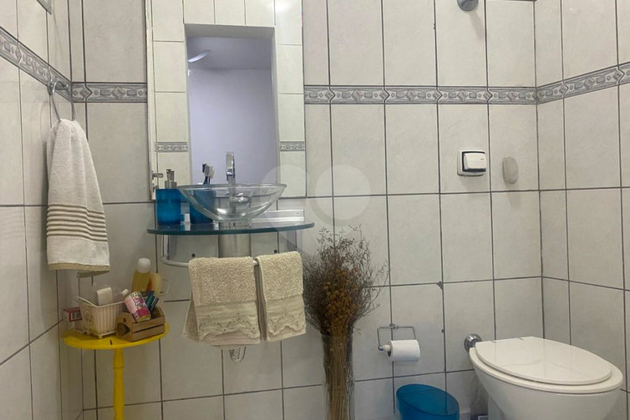 Casa à venda com 4 quartos, sendo 2 suítes, em Parada Inglesa, São Paulo, SP