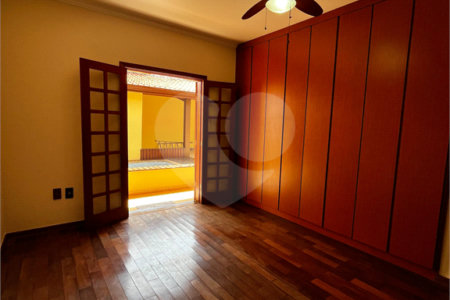 Casa à venda com 3 quartos em Parque da Lagoa, Itapetininga, SP