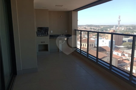 Apartamento à venda com 3 suítes no Centro, Itapetininga, SP