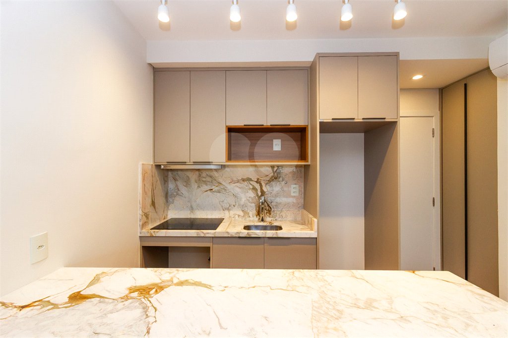 Apartamento à venda com 1 suíte em Pinheiros, São Paulo, SP