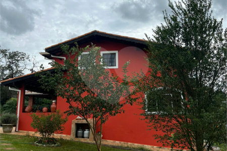 Chácara para alugar com 4 quartos, sendo 2 suítes,  no Centro (canguera), São Roque, SP