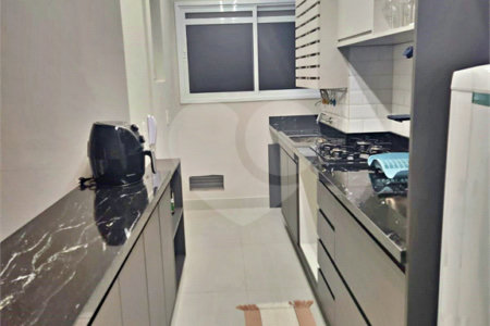 Apartamento à venda com 2 quartos, sendo 1 suíte,  em Jardim Caravelas, São Paulo, SP