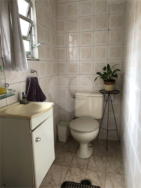 Sobrado à venda com 3 quartos, sendo 1 suíte, em Vila Gustavo, São Paulo, SP
