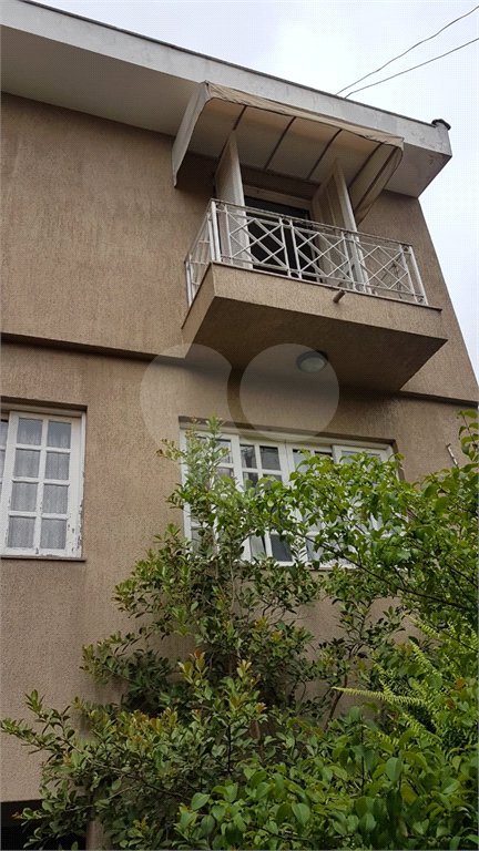 Sobrado à venda com 3 suítes em Vila Gumercindo, São Paulo, SP