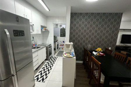 Apartamento à venda com 2 quartos, sendo 1 suíte,  em Vila Praia, São Paulo, SP