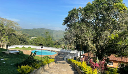 Casa à venda com 4 quartos no condomínio Jardim São Gonçalo, Mairiporã - SP