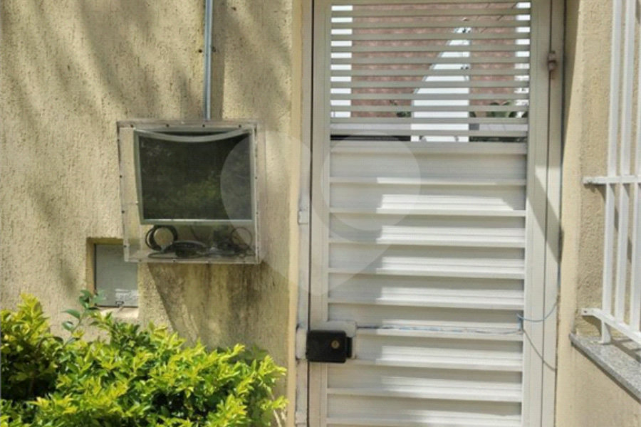 Casa à venda com 4 quartos, sendo 2 suítes,  no condomínio Miro Carvalho - Pitinga, São Paulo - SP