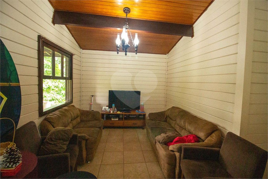 Chácara à venda com 3 quartos em Alpes Paulista (mailasqui), São Roque, SP