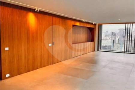 Apartamento para alugar com 4 quartos, sendo 3 suítes, em Pinheiros, São Paulo, SP