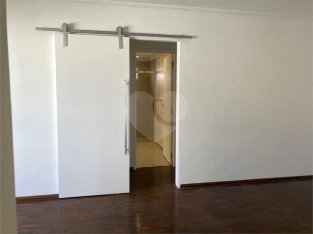 Apartamento para alugar com 3 quartos em Chácara Santo Antônio, São Paulo, SP