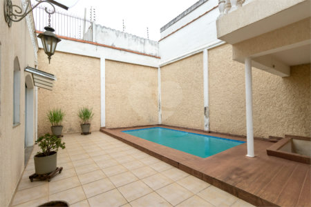 Casa à venda com 3 suítes em Mirandópolis, São Paulo, SP